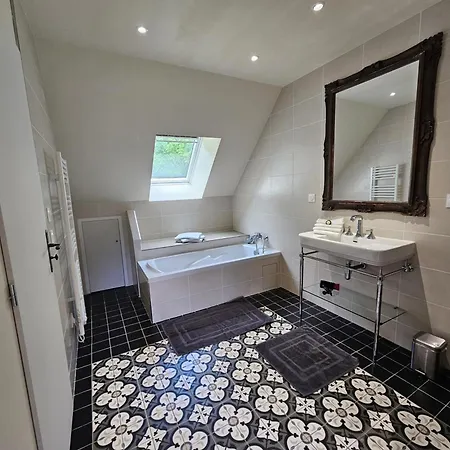 Champetre Avec Bain Nordique Et Terrasse Privative - Fr-1-491-441